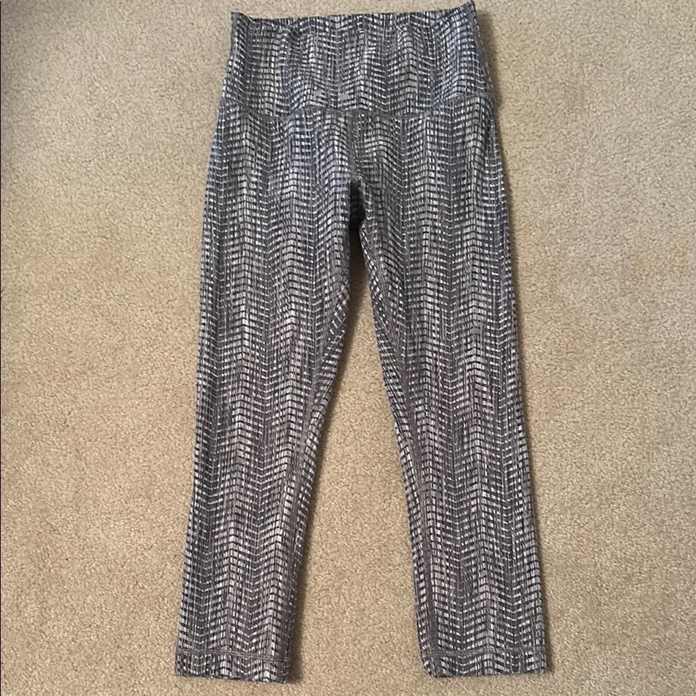 Lululemon Wunder Under Crop Hi-Rise 21" Arrow Jacquard Battleship Silver Spoon 6